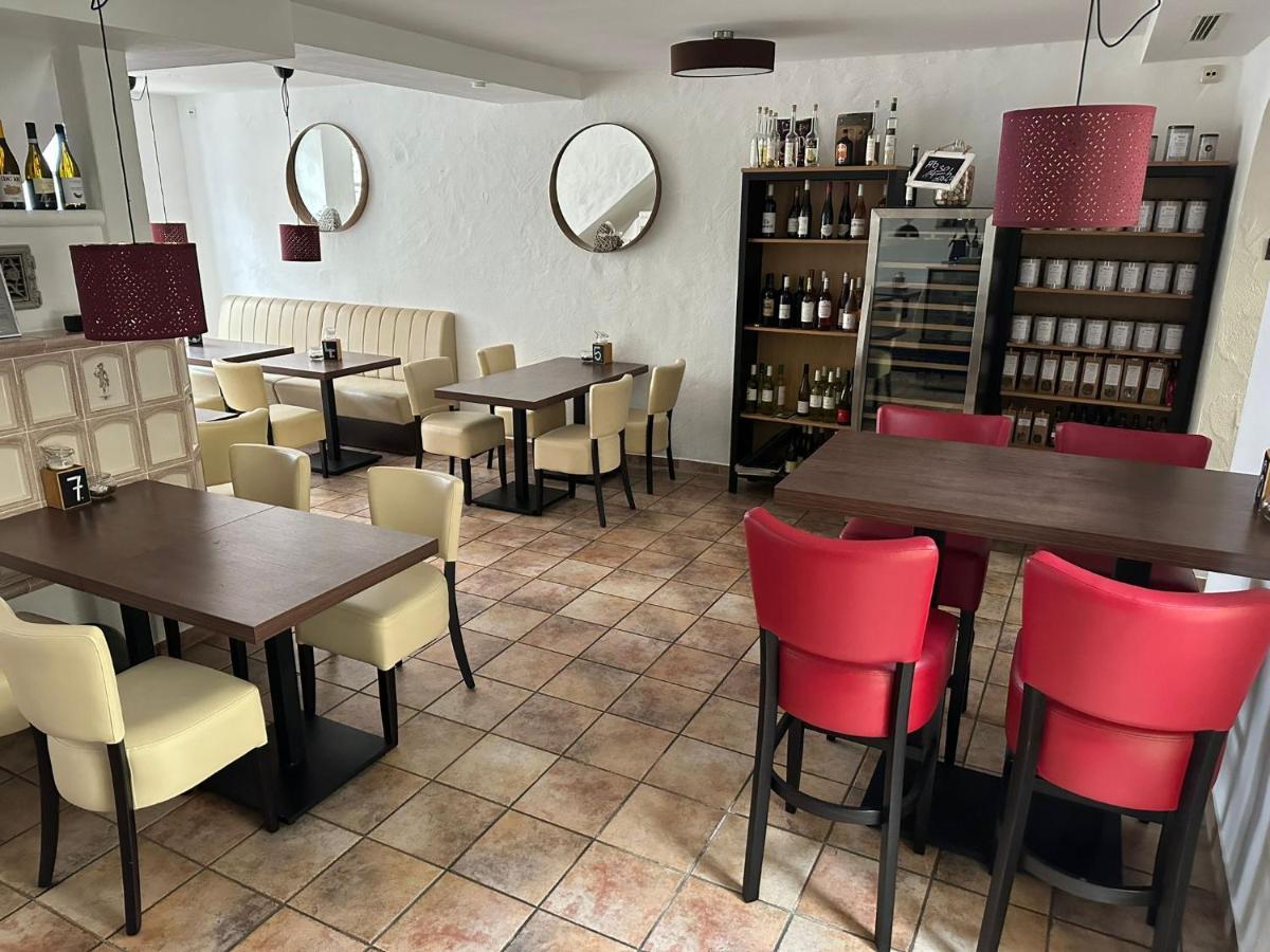 Vinopresso Gmbh - Cafe Roemer Prichsenstadt Extérieur photo
